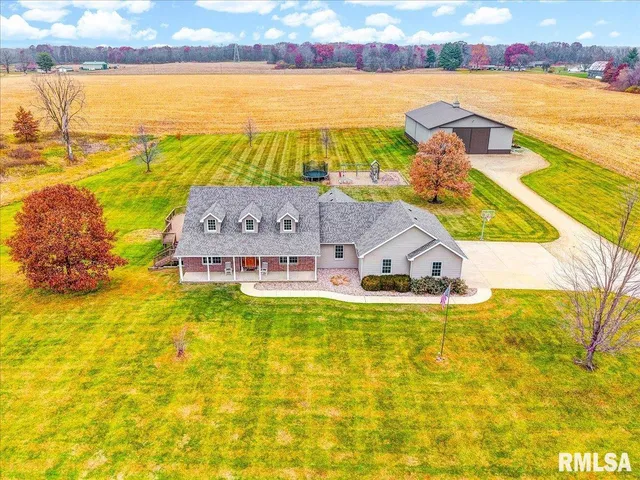 $625,000 | 26773 North Copperas Creek Road, Canton, IL 61520