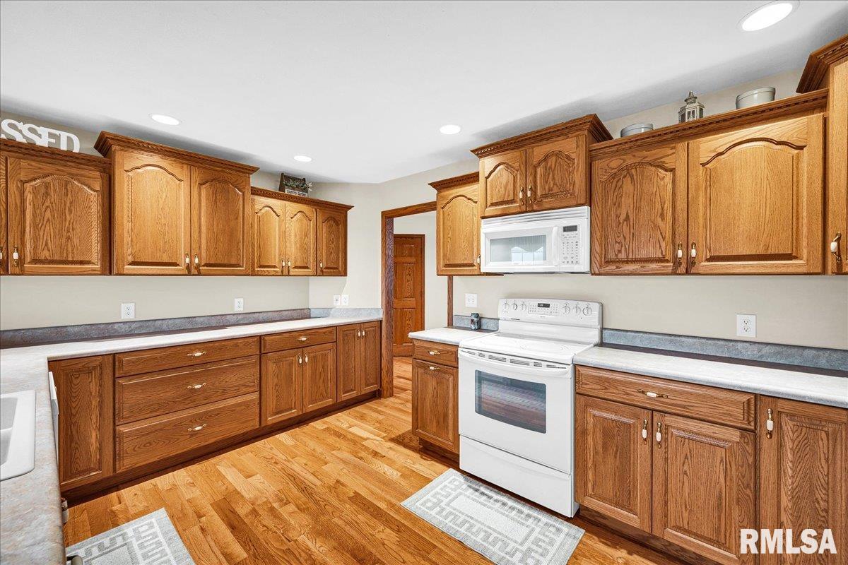 26773 North Copperas Creek Road Canton, IL 61520 - Photo 17 of 69