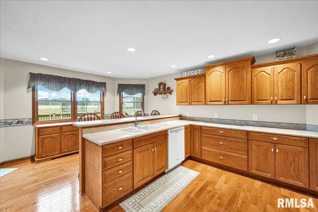 $625,000 | 26773 North Copperas Creek Road, Canton, IL 61520