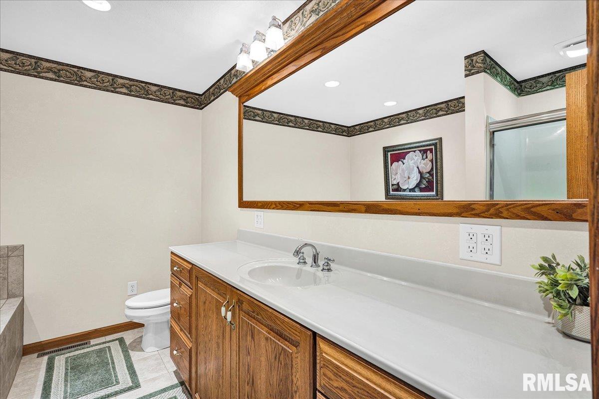 26773 North Copperas Creek Road Canton, IL 61520 - Photo 22 of 69