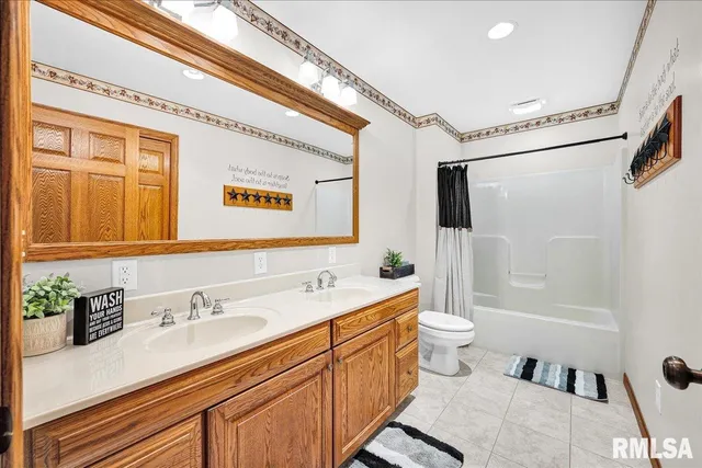 $625,000 | 26773 North Copperas Creek Road, Canton, IL 61520