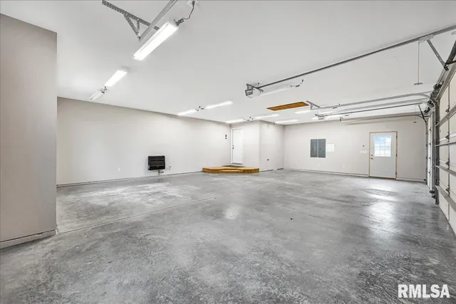 $625,000 | 26773 North Copperas Creek Road, Canton, IL 61520