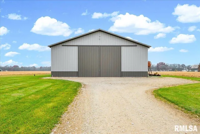 $625,000 | 26773 North Copperas Creek Road, Canton, IL 61520