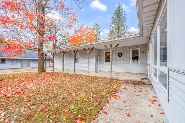 $315,000 | 18751 16 Mile Road, Big Rapids, MI 49307