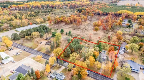 $304,400 | 18751 16 Mile Road, Big Rapids, MI 49307