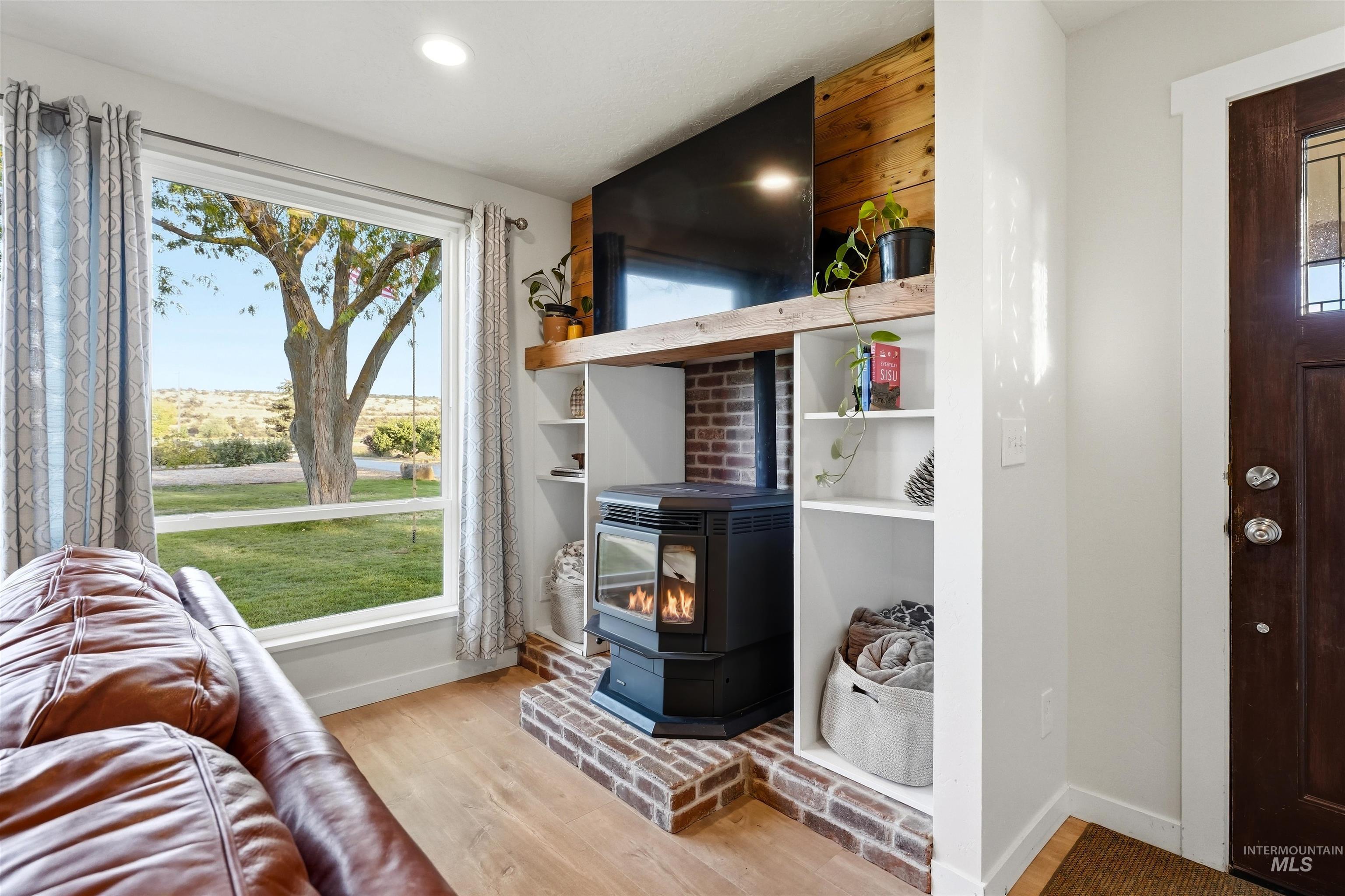 28627 Emmett Road Caldwell, ID 83607 - Photo 10 of 49 Gallery Image 10