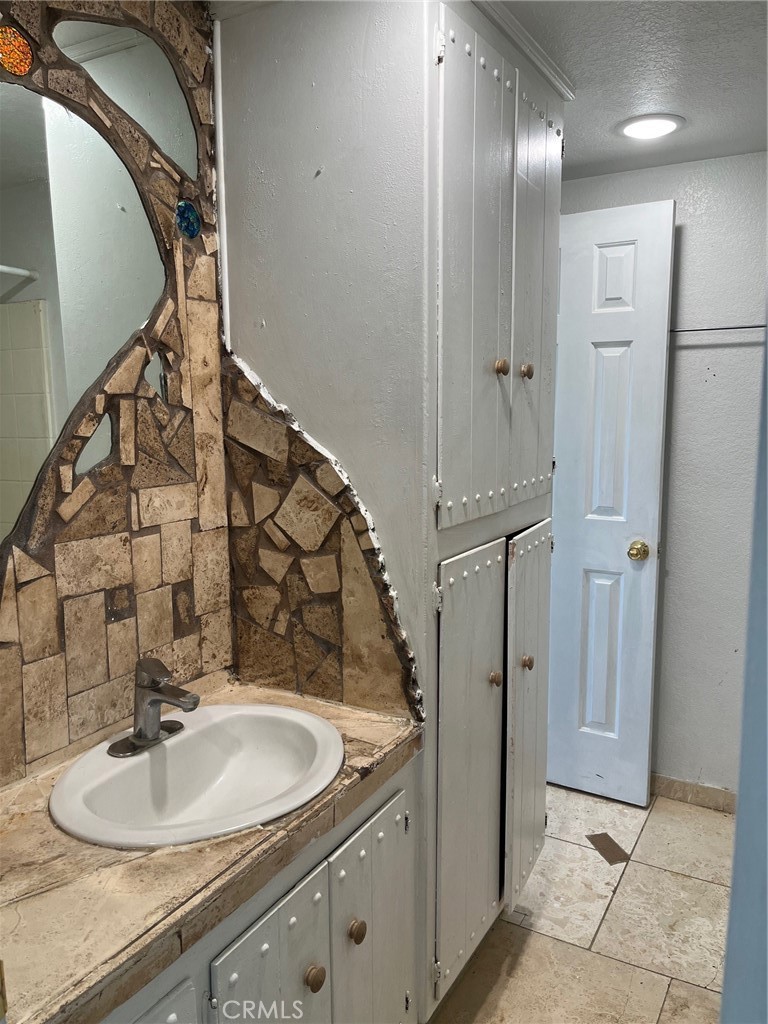 34667 Borchard Road, Unit BU Lake Elsinore, CA 92530 - Photo 9 of 28