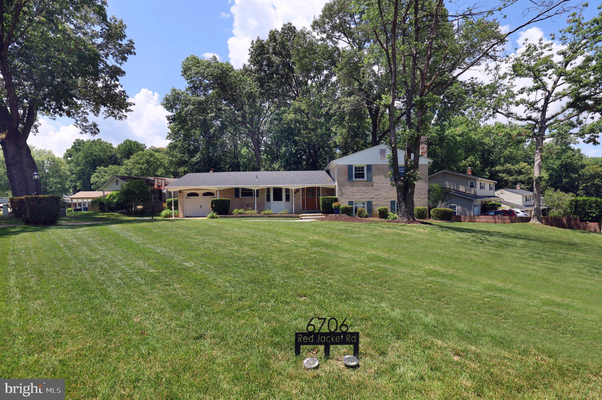 6706 Red Jacket Road Springfield, VA 22152 - Photo 2 of 48 Huge Corner Lot