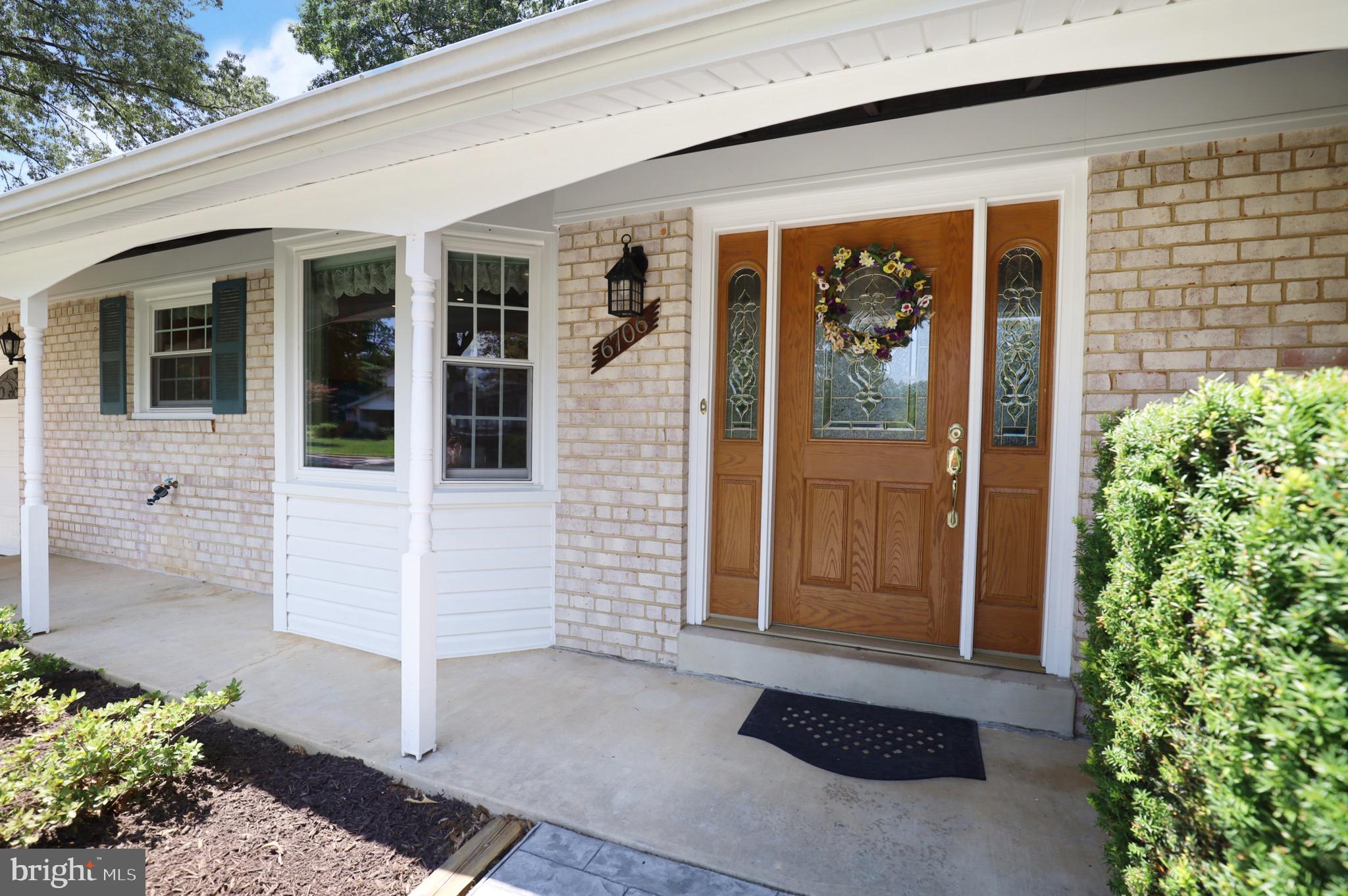 6706 Red Jacket Road Springfield, VA 22152 - Photo 6 of 48 Front Porch