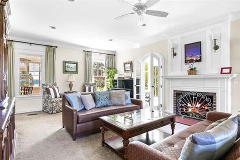 $379,000 | 1508 Pelican Cove Road, Unit 230, Sarasota, FL 34231