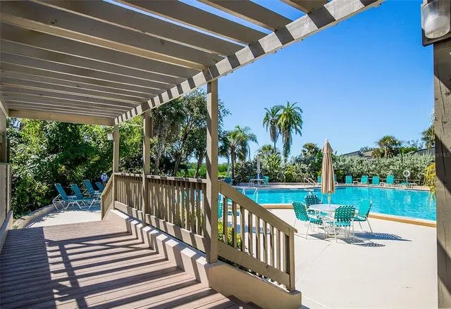 $379,000 | 1508 Pelican Cove Road, Unit 230, Sarasota, FL 34231