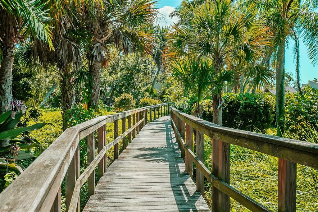 1508 Pelican Cove Road, Unit 230 Sarasota, FL 34231 - Photo 61 of 75