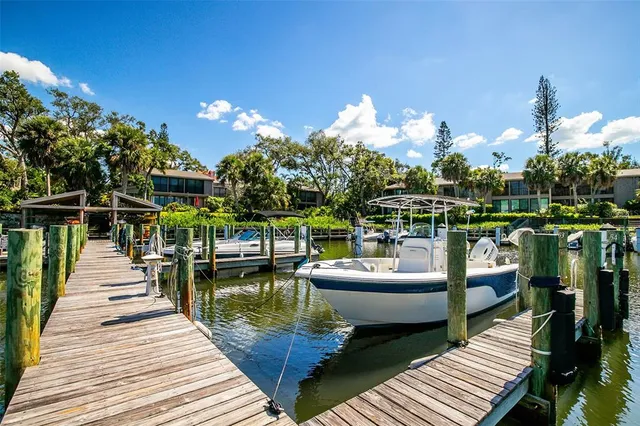 $379,000 | 1508 Pelican Cove Road, Unit 230, Sarasota, FL 34231