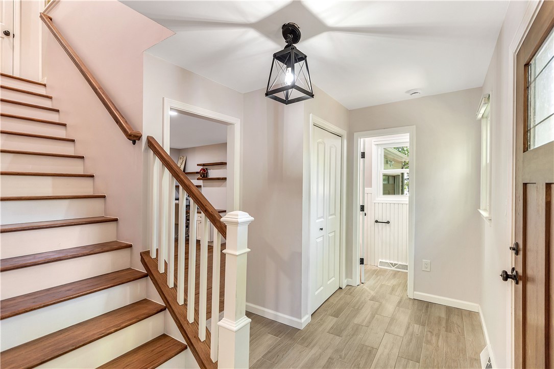 116 Shaftsbury Road Clemson, SC 29631 - Photo 29 of 46 Half Bath Off Foyer