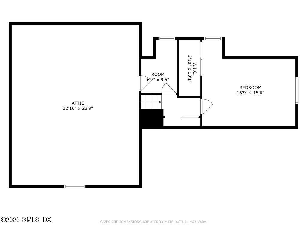 19 Bayside Terrace Riverside, CT 06878 - Photo 24 of 26 a picture of a rug with a white wall