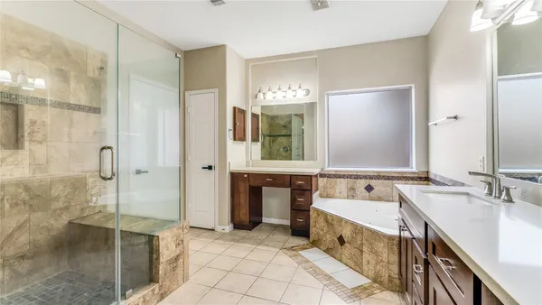 $3,900 | 11405 Starlight Bay Street, Pearland, TX 77584