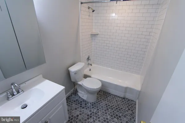 $2,095 | 8613 Gilbert Street, Philadelphia, PA 19150