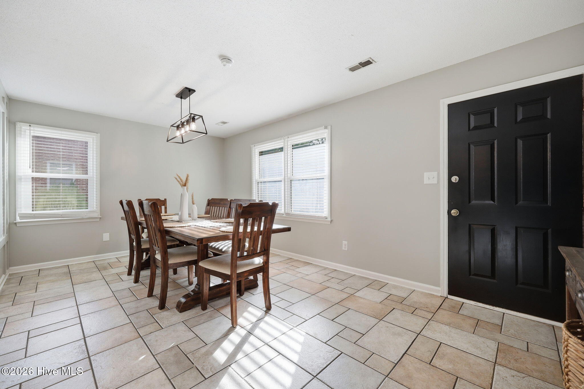 116 East Catawba Road Greenville, NC 27834 - Photo 5 of 33 IMG_2575