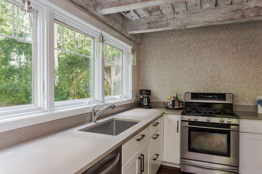 17 Ferncroft Road York, ME 03909 - Photo 10 of 56 17 Ferncroft, York