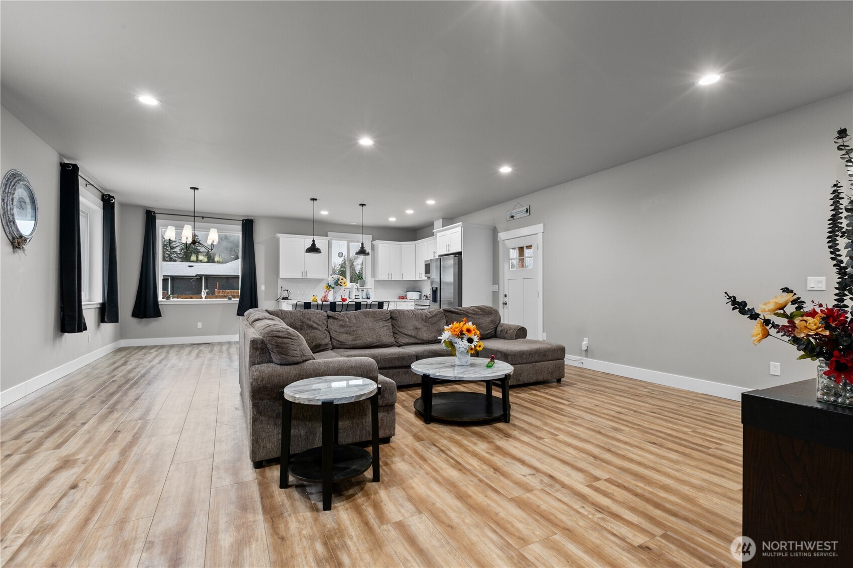 8233 Goldrun Drive Maple Falls, WA 98266 - Photo 4 of 24 a living room with furniture and wooden floor