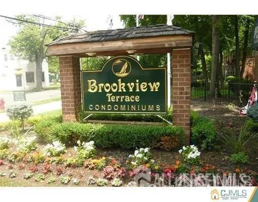 $225,000 | 289 Main Street, Unit 10F, Spotswood, NJ 08884