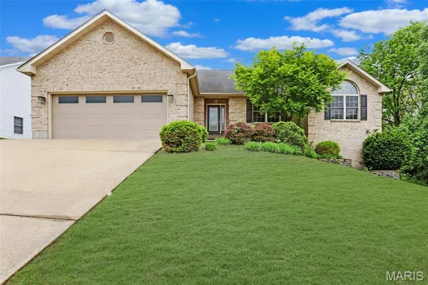 $419,000 | 200 Jacqueline Drive, Washington, MO 63090