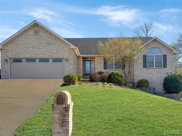 $419,000 | 200 Jacqueline Drive, Washington, MO 63090