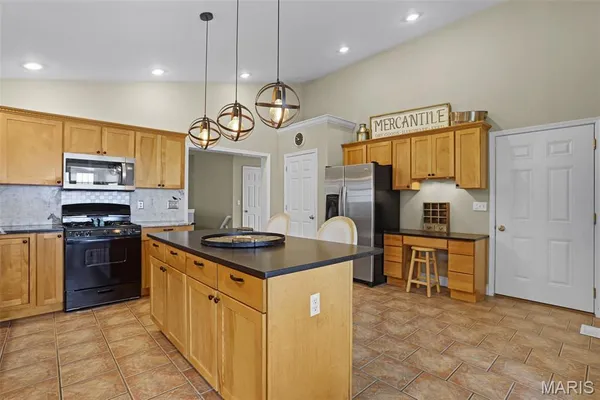 $419,000 | 200 Jacqueline Drive, Washington, MO 63090