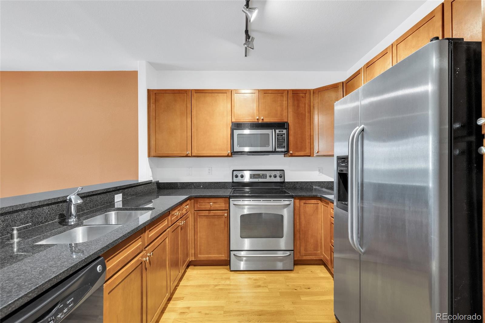 9079 East Panorama Circle, Unit 313 Englewood, CO 80112 - Photo 11 of 46