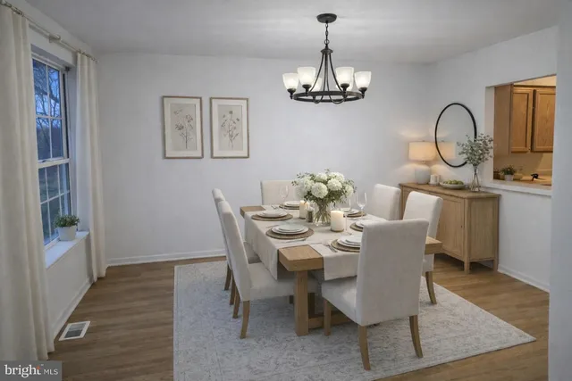 $326,000 | 204 River Court, Fieldsboro, NJ 08505