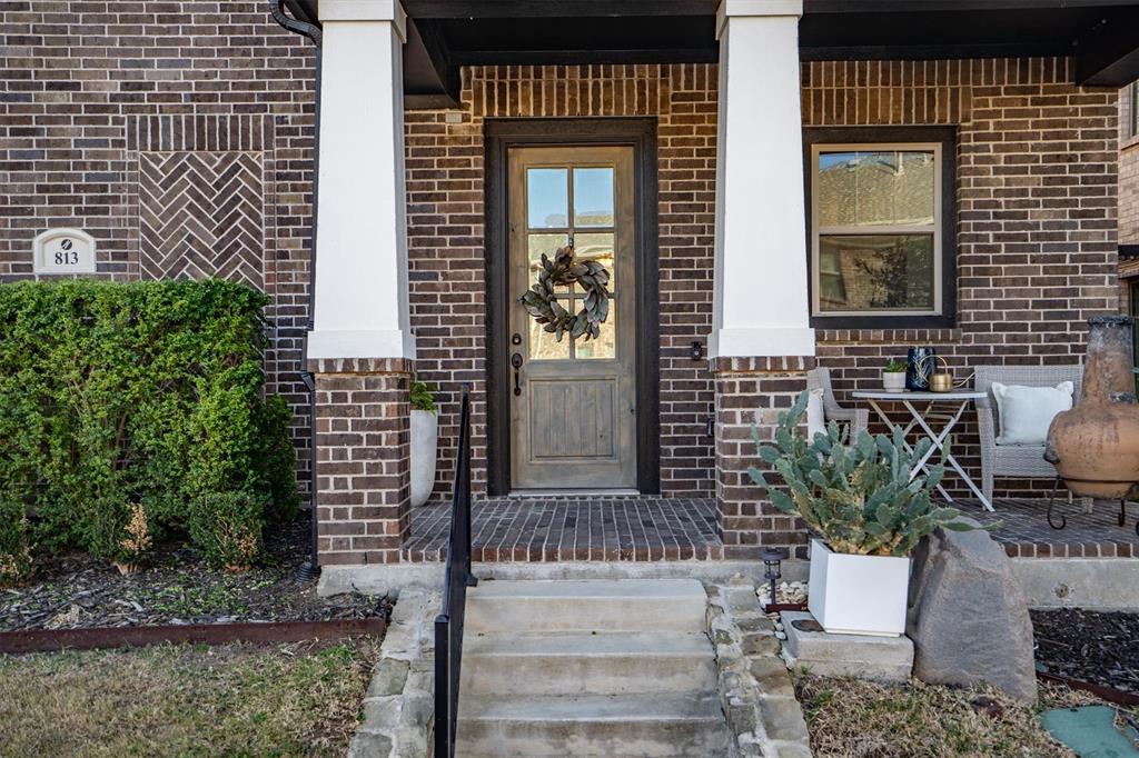 813 Forest Lake Road Flower Mound, TX 75028 - Photo 36 of 39 a front view of a house