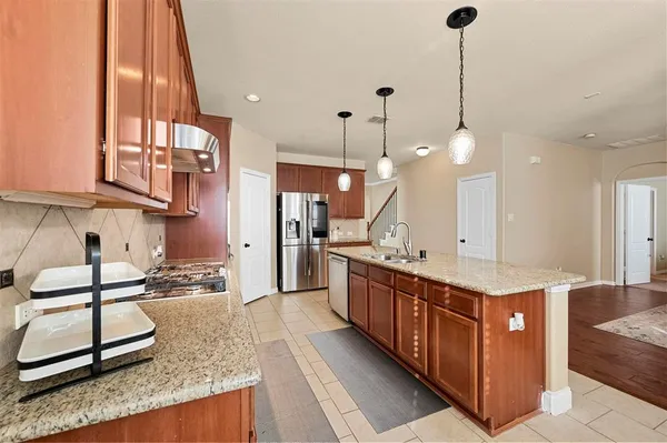 $3,200 | 14815 Frisco Ranch Drive, Little Elm, TX 75068