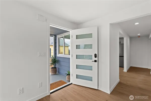$1,200,000 | 1811 South Stevens Street, Seattle, WA 98144
