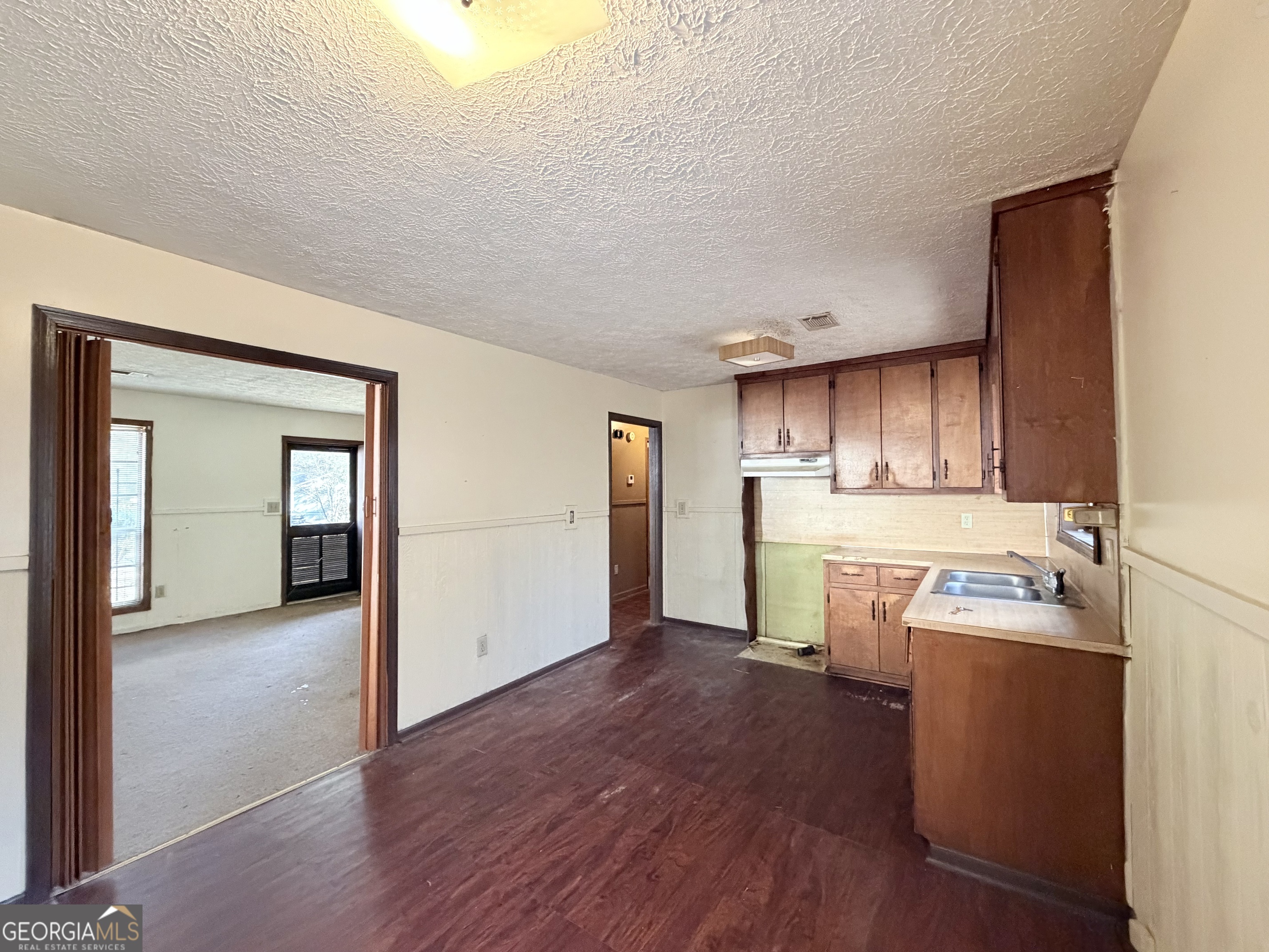 7118 Pineneedle Drive Southwest Covington, GA 30014 - Photo 6 of 17