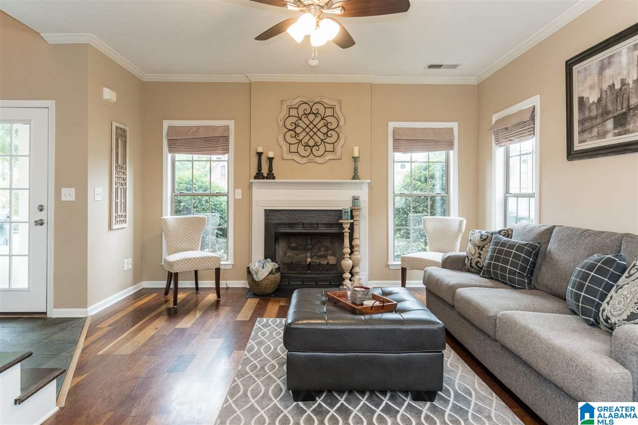 526 Cahaba Manor Lane Pelham, AL 35124 - Photo 6 of 41