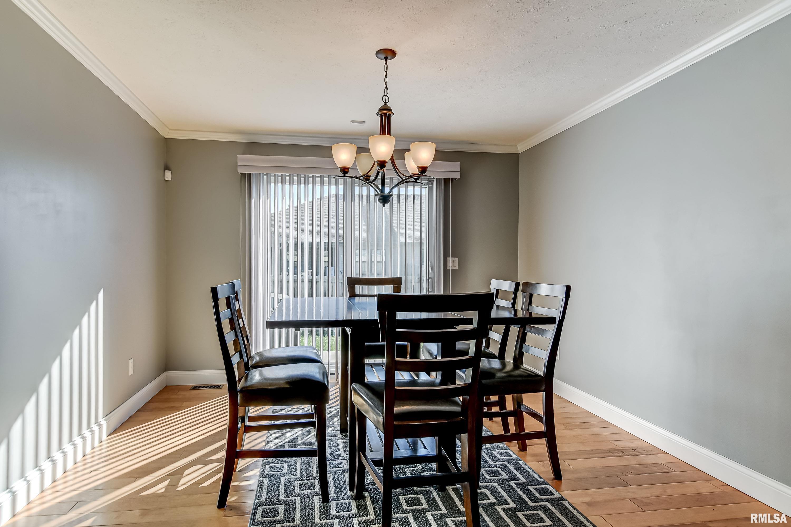 2902 Cronin Drive Springfield, IL 62711 - Photo 12 of 36 Gallery Image 12