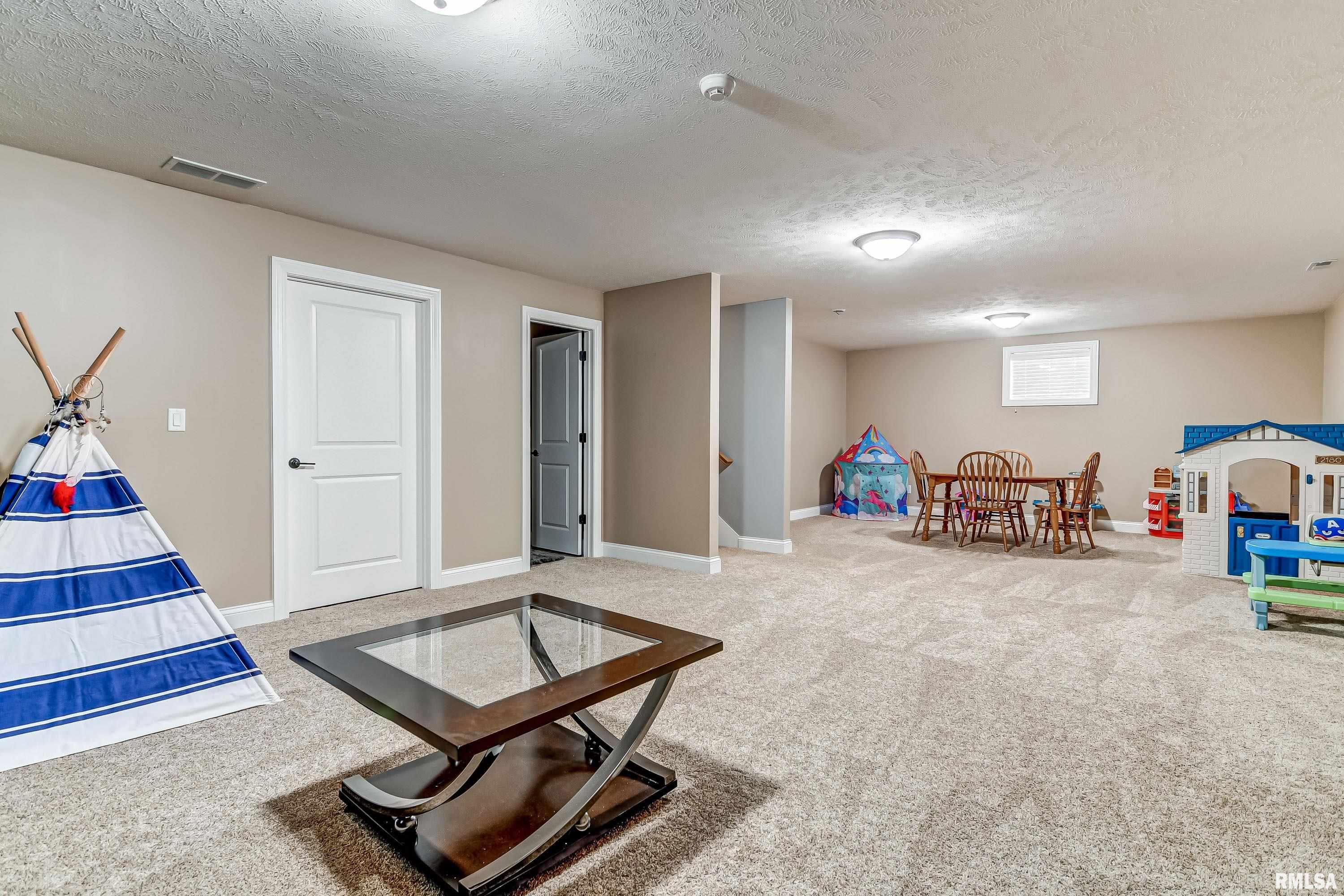 2902 Cronin Drive Springfield, IL 62711 - Photo 29 of 36 Gallery Image 29