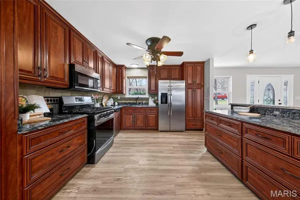 $320,000 | 1530 1st Street, Barnhart, MO 63012