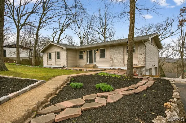 $320,000 | 1530 1st Street, Barnhart, MO 63012