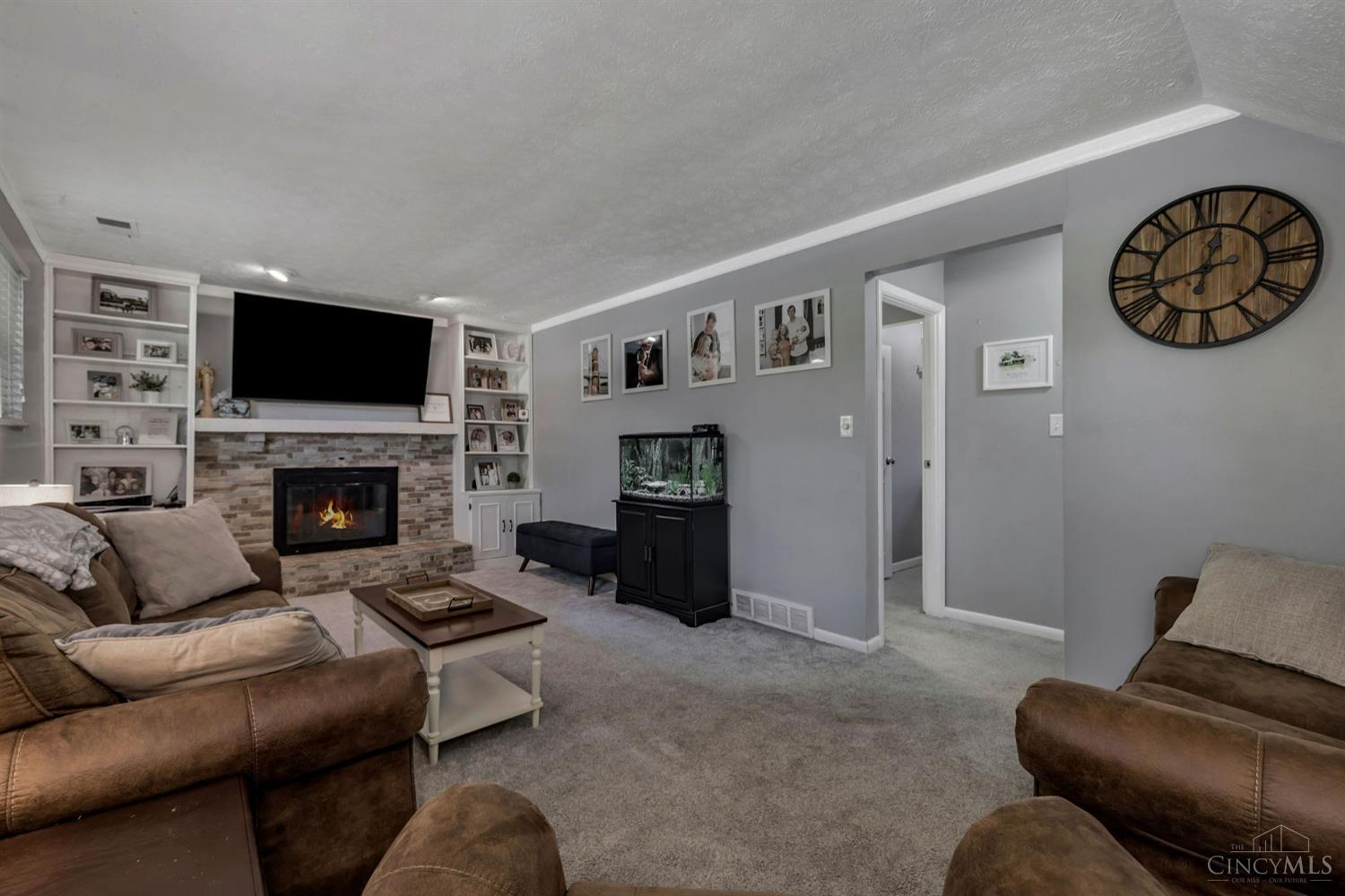 2966 Kleeman Road Cincinnati, OH 45211 - Photo 15 of 38