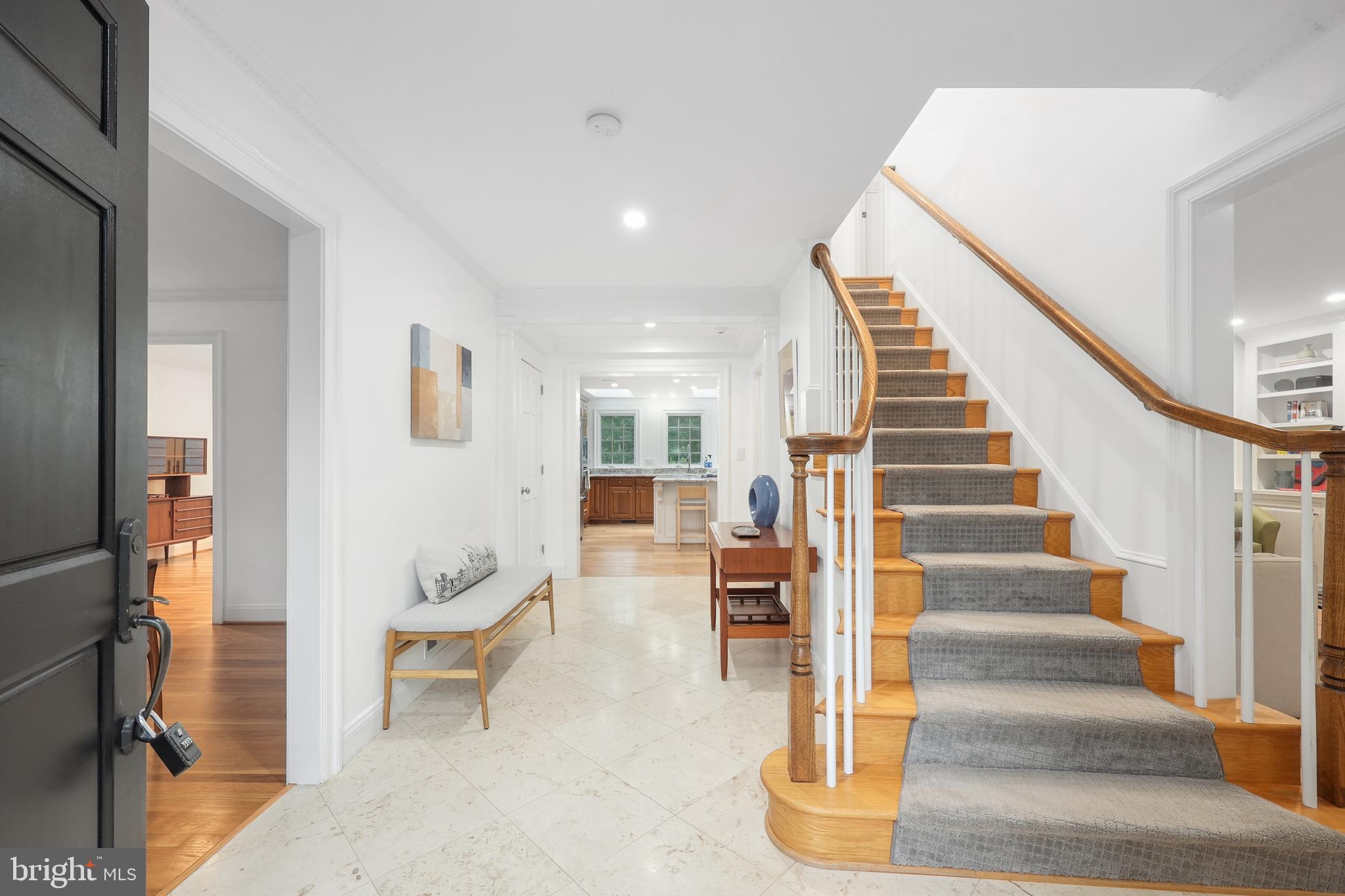 2125 Rampart Drive Alexandria, VA 22308 - Photo 6 of 73 Gallery Image 6