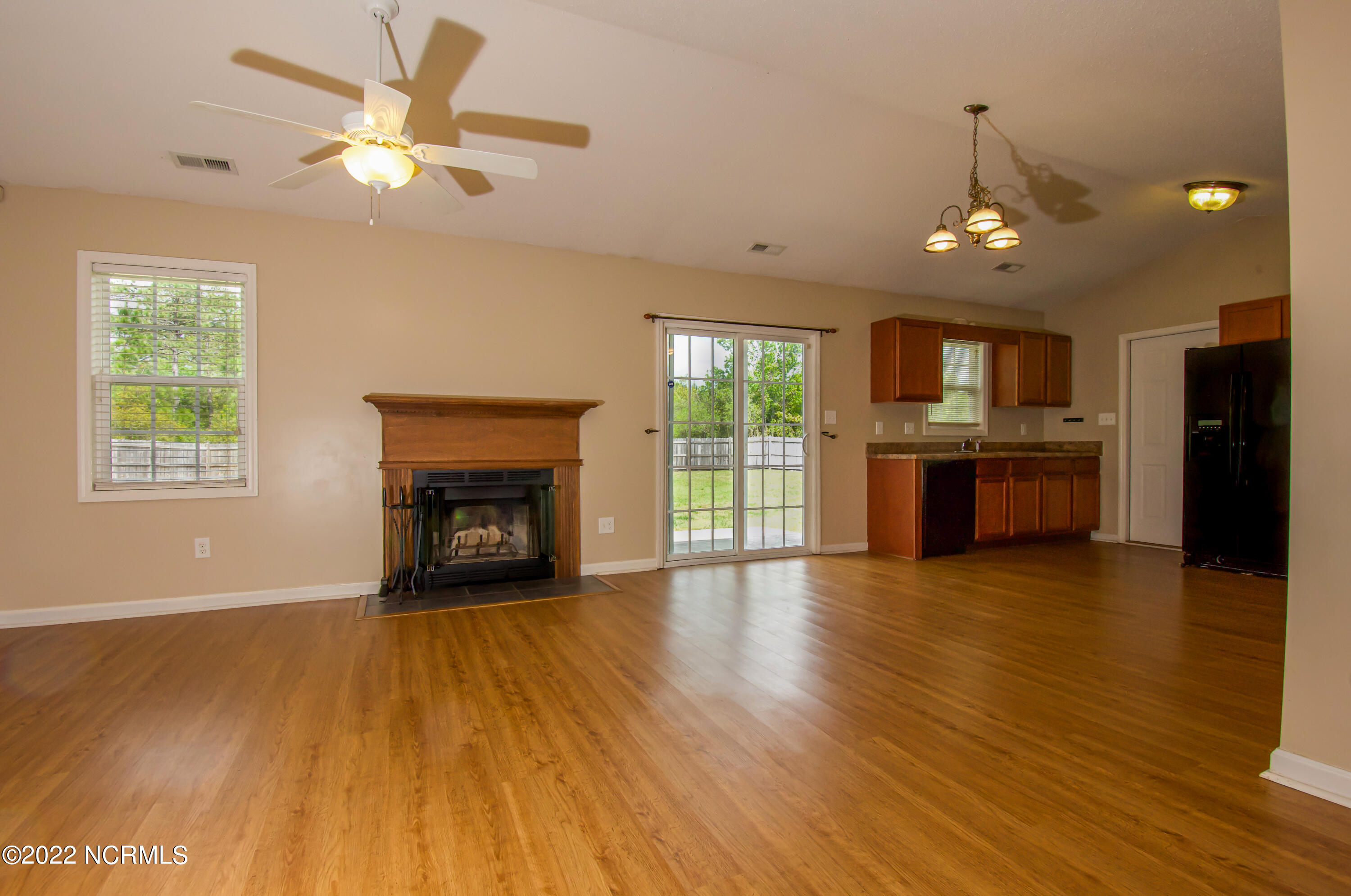 116 Jenna Rea Road Hubert, NC 28539 - Photo 8 of 46 207A6E3D-B9A3-4757-B8D4-7B8428669D0A_1_1