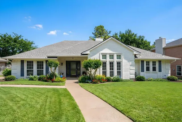 $450,000 | 3220 David Drive, Hurst, TX 76054