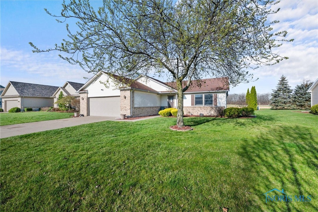 950 Reynolds Circle Oregon, OH 43616 - Photo 3 of 30 Gallery Image 3