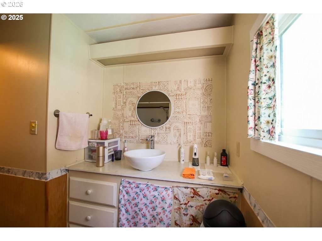 1600 Rhododendron Drive, Unit 214 Florence, OR 97439 - Photo 15 of 21