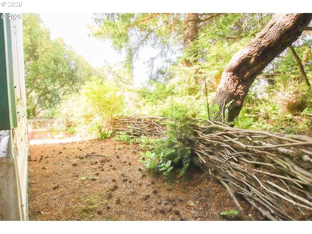 1600 Rhododendron Drive, Unit 214 Florence, OR 97439 - Photo 20 of 21