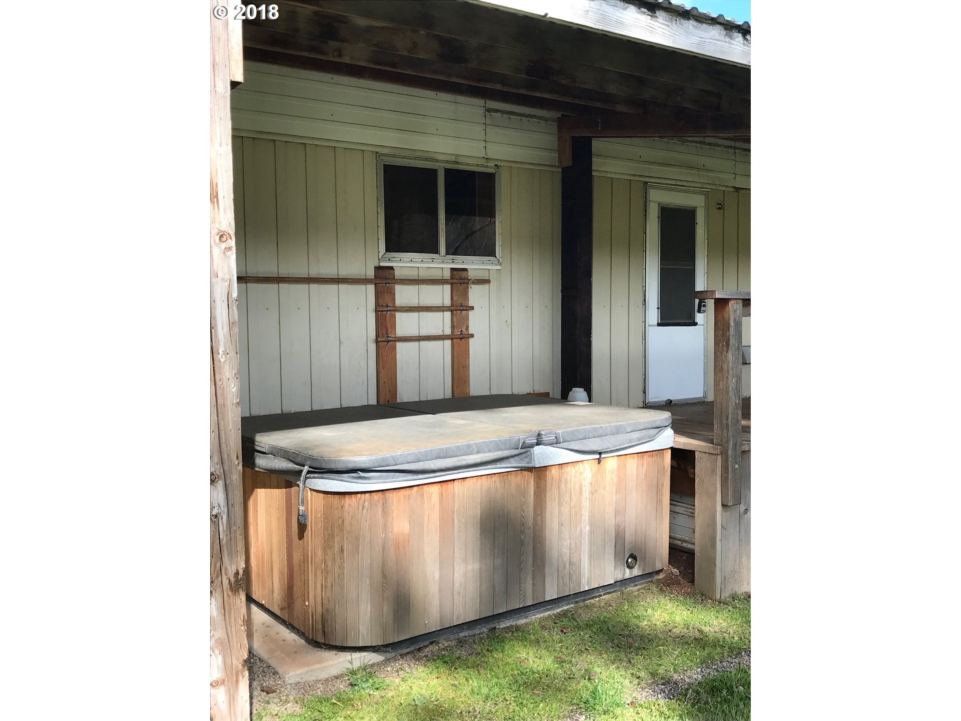 37978 Southeast Fall Creek Road Estacada, OR 97023 - Photo 6 of 7 Gallery Image 6