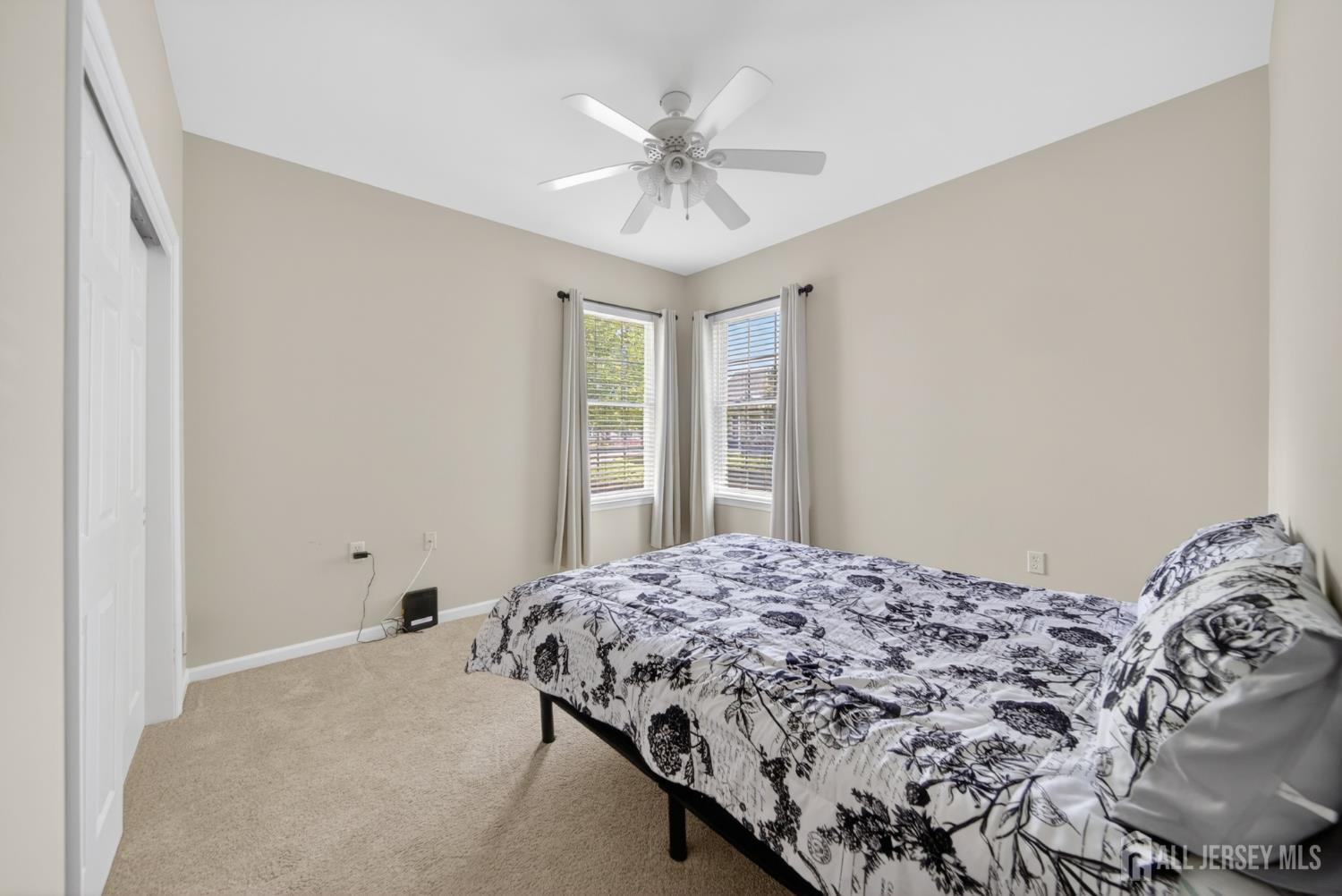 71 Burholme Drive Hamilton, NJ 08691 - Photo 14 of 29