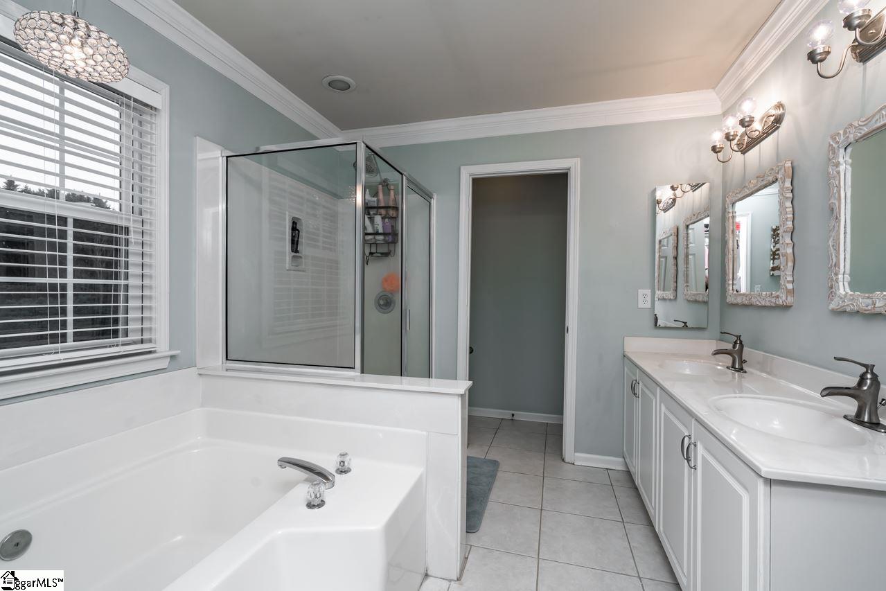 208 Roper Meadow Drive Simpsonville, SC 29681 - Photo 14 of 22 Gallery Image 14