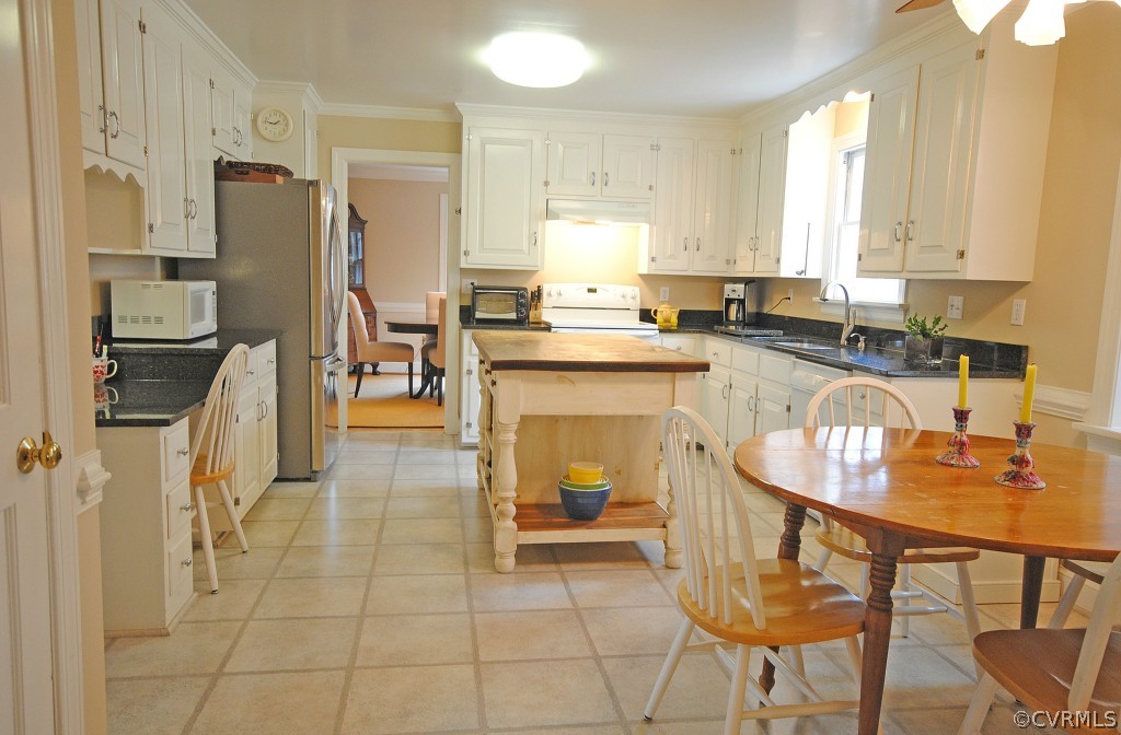 1008 Baldwin Road Richmond, VA 23229 - Photo 6 of 22 Gallery Image 6